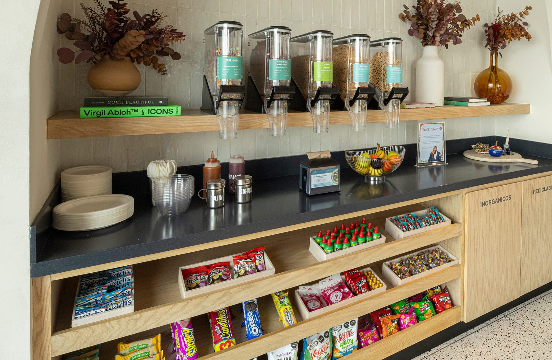 Pantry: snacks and drinks